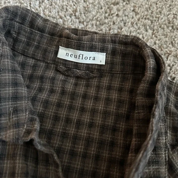 Neuflora Plaid Shirt - Picture 2 of 2